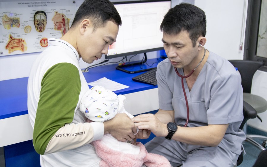 Khám & Tư Vấn tại Phòng Khám Tai Mũi Họng Bác Sĩ Hiệu Long Biên