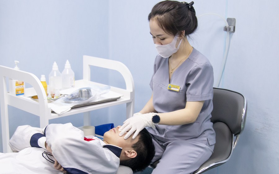 Thủ Thuật tại Phòng Khám Tai Mũi Họng Bác Sĩ Hiệu Long Biên