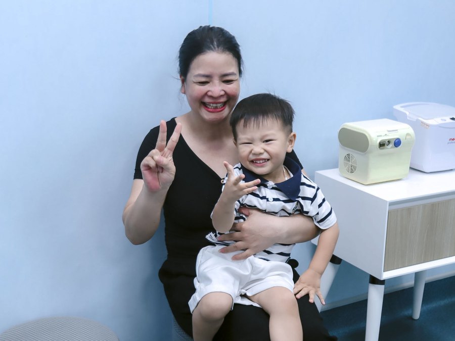 Chị Thu Hà - khách hàng tại Phòng Khám Tai Mũi Họng Bác Sĩ Hiệu Long Biên