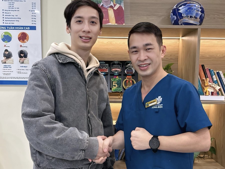 Anh Tuấn Đạt - khách hàng tại Phòng Khám Tai Mũi Họng Bác Sĩ Hiệu Long Biên
