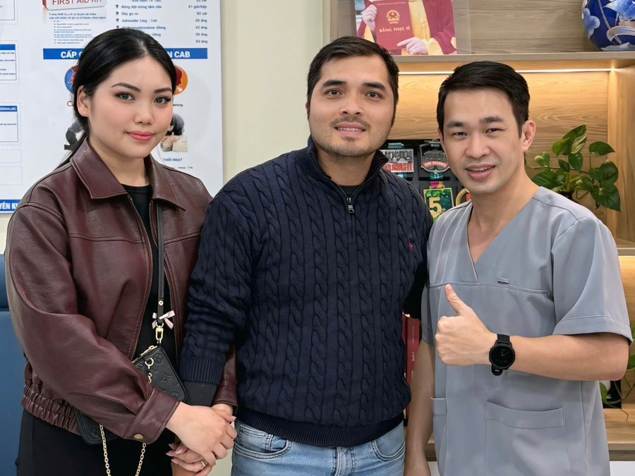 Anh Chị Sơn – Mai - khách hàng tại Phòng Khám Tai Mũi Họng Bác Sĩ Hiệu Long Biên