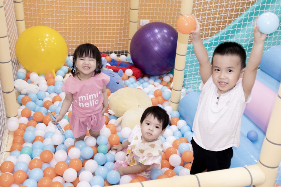 Khu vui chơi cho bé tại Phòng Khám Tai Mũi Họng Bác Sĩ Hiệu Long Biên