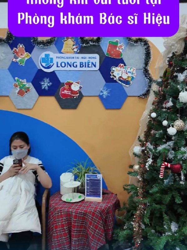 Không khí vui tươi tại phòng khám